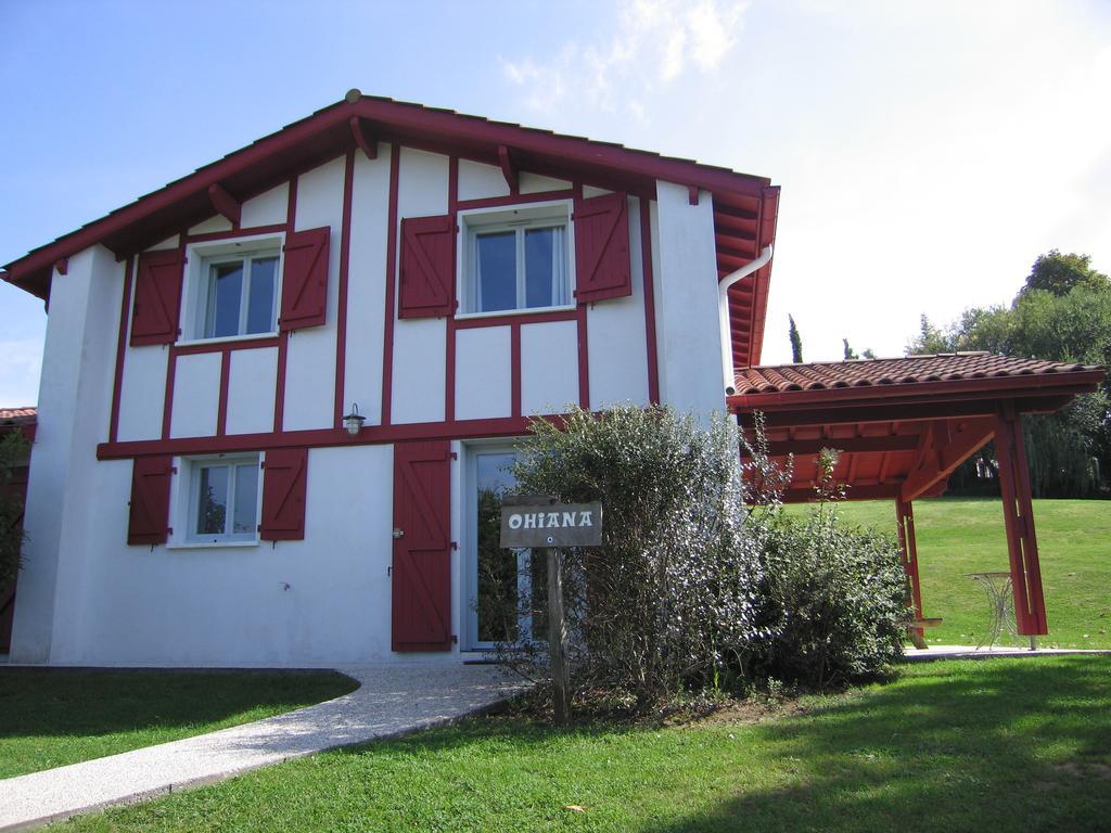 Les Villas D'Harri-Xuria Saint-Pierre-d'Irube Exterior photo