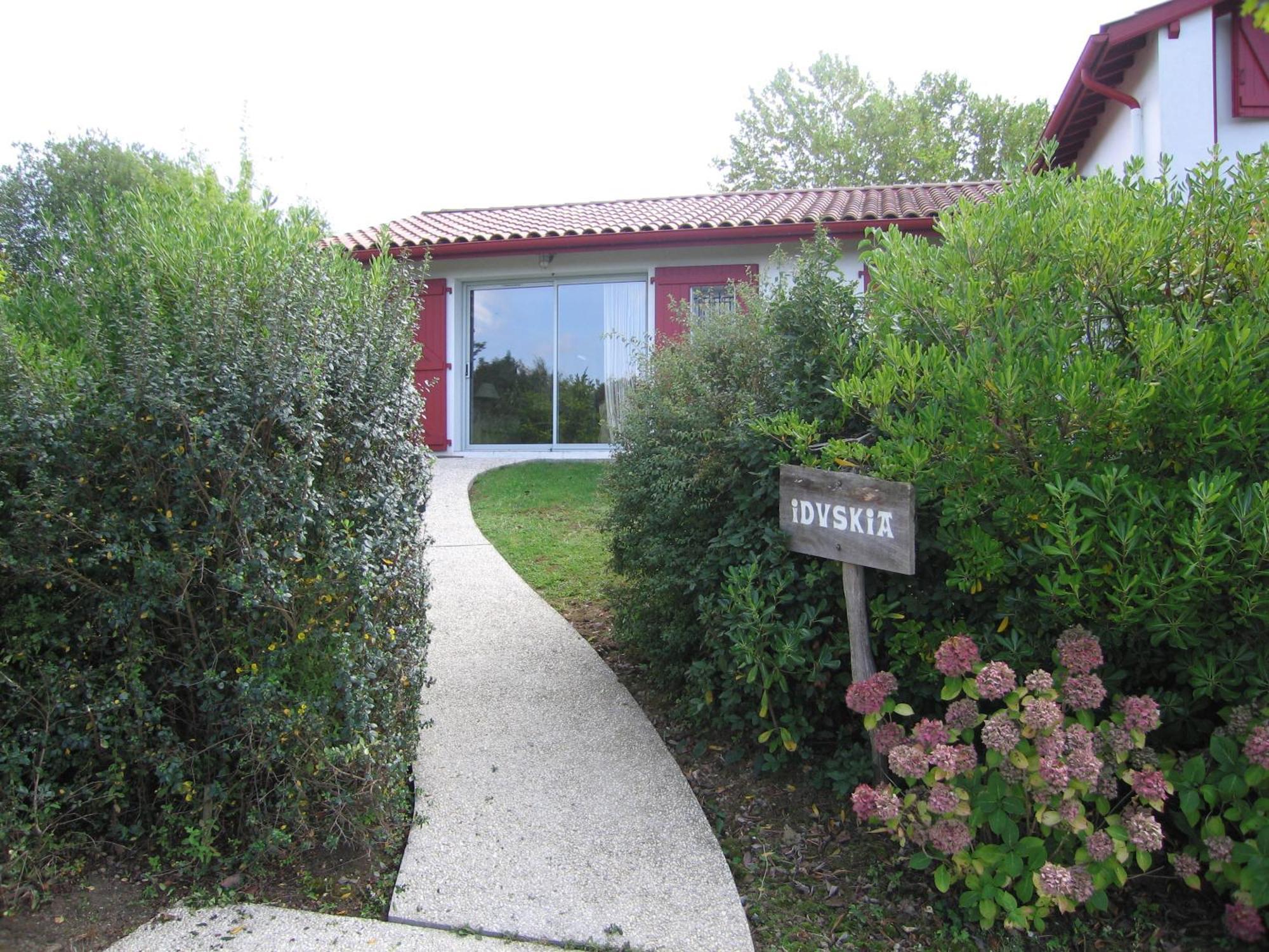 Les Villas D'Harri-Xuria Saint-Pierre-d'Irube Exterior photo